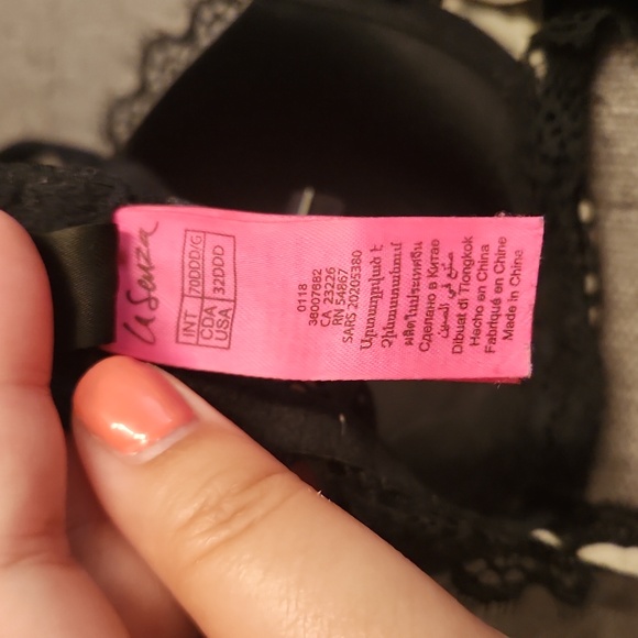 32DDD black and beige bra - Picture 4 of 4